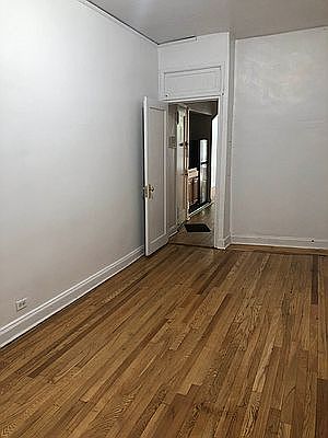 3rd image of 321 E 78th St APT 2a