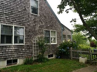 47 John Kesson Ln, Middletown, RI 02842