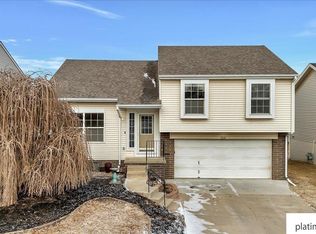 7820 Curtis Ave, Omaha, NE 68134