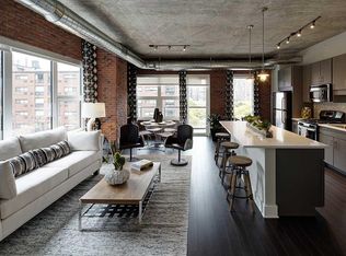 732 S Financial Pl APT 207, Chicago, IL 60605