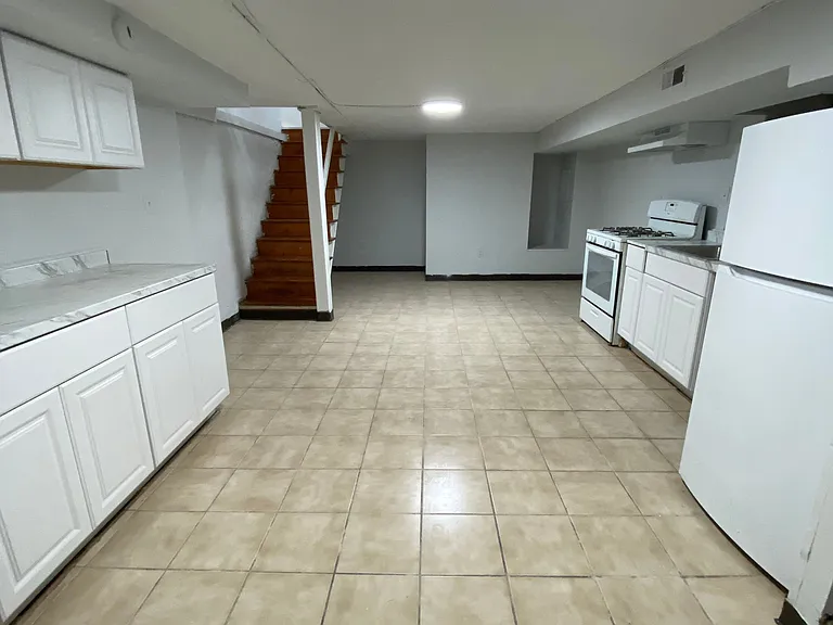 3206 Winter St — Photo 3