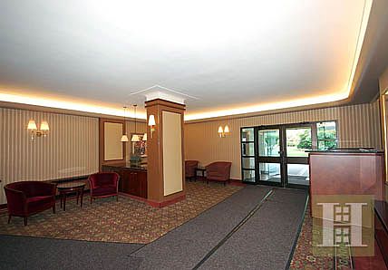 2nd image of 3530 Henry Hudson Pkwy APT 4K