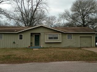 508 S 8th St, Crockett, TX 75835
