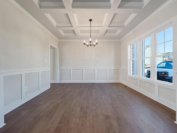 5th image of 1118 Jefferson Meadows Dr