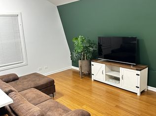 7709 W Addison St #2, Chicago, IL 60634