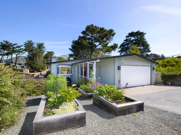 551 4th St, Montara, CA 94037