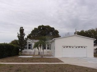 213 Lake Tarpon Dr #25, Palm Harbor, FL 34684