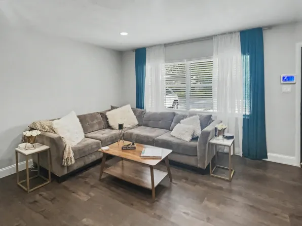 1204 E Lambright St #3, Tampa, FL 33604