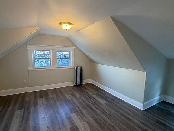 5th image of 190 N Munn Ave #B