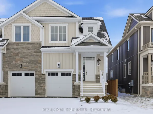 130 White Oak Cres, The Blue Mountains, ON L9Y 0Z3