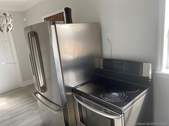 5th image of 3368 NW 17th St #3368
