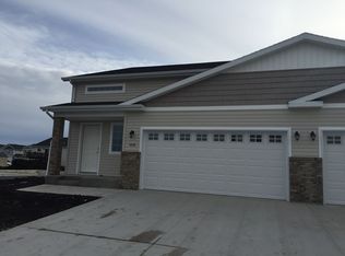 1019 29th Ave W, West Fargo, ND 58078