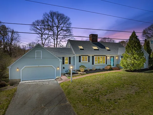 61 Linda Ln, Barnstable, MA 02630