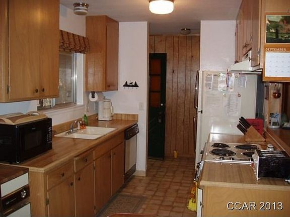 5th image of 1127 Julia Ln