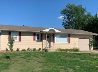 205 S Grimes St, Carl Junction, MO 64834