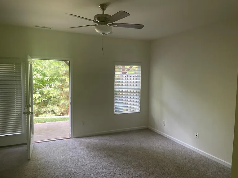 1668 Holly Grove Way — Photo 7