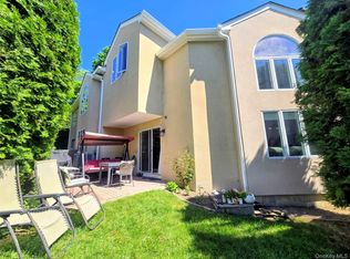 100 Chateau Ln APT 39, Hawthorne, NY 10532