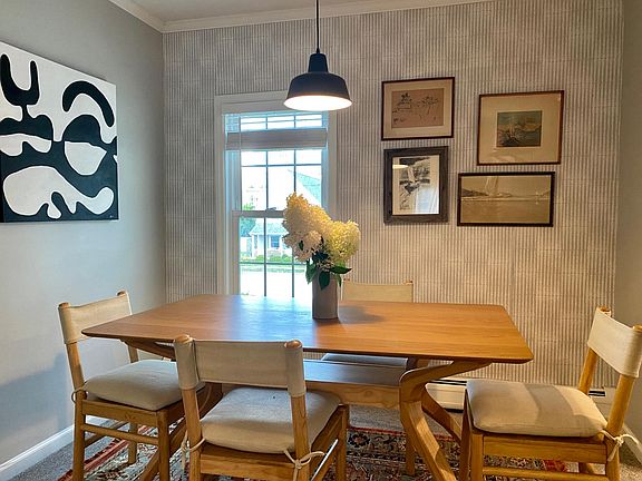 4th image of 26 Beekman St #2