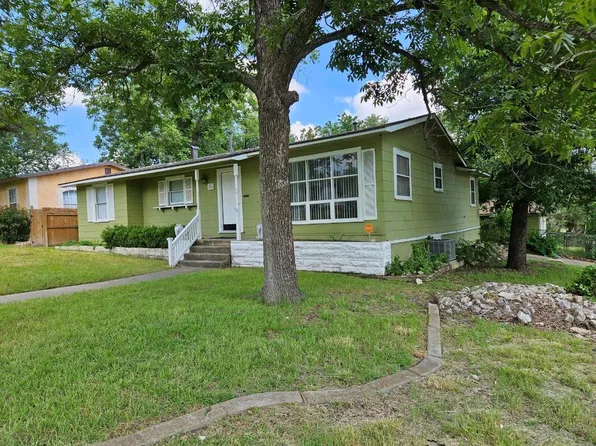 302 Blakeley Dr, San Antonio, TX 78209