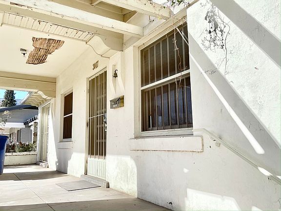 4th image of 3017 Federal Ave