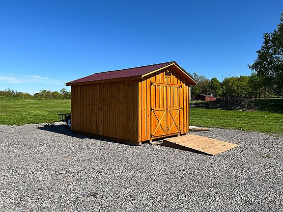 Custom Amish Shed, 10x14