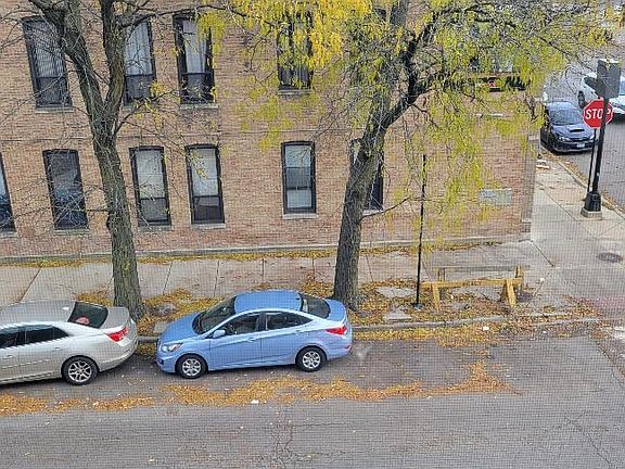 2nd image of 3050 S Parnell Ave #3R