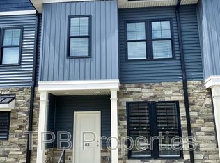 83 High St, Lynchburg, VA 24501