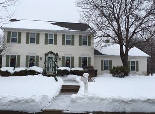 54 Weatherstone Dr, Appleton, WI 54914