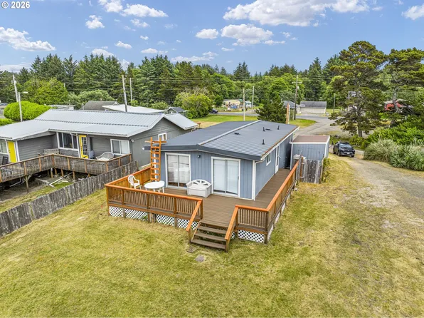 13301 N Pl, Long Beach, WA 98631