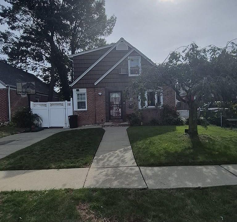1st image of 204 Wellington Road