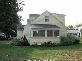 2nd image of 332 Housatonic Dr
