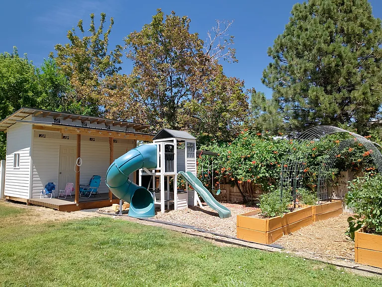 384 W Harvard Dr — Photo 45
