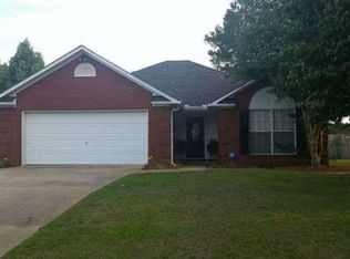 105 Mill Stone Dr, Dothan, AL 36305