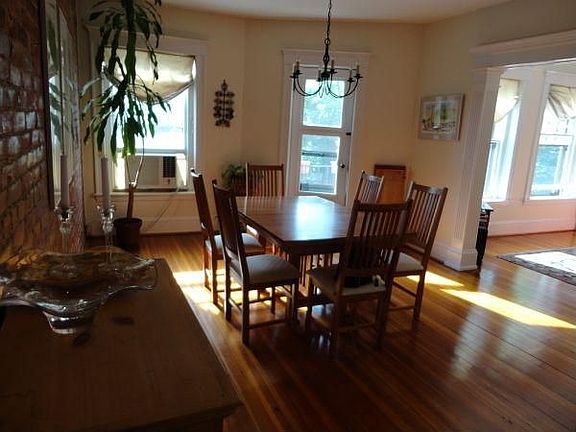 5th image of 7 Auburn Ct #3