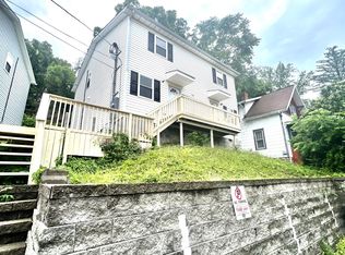 126 Lorentz St #D, Morgantown, WV 26505