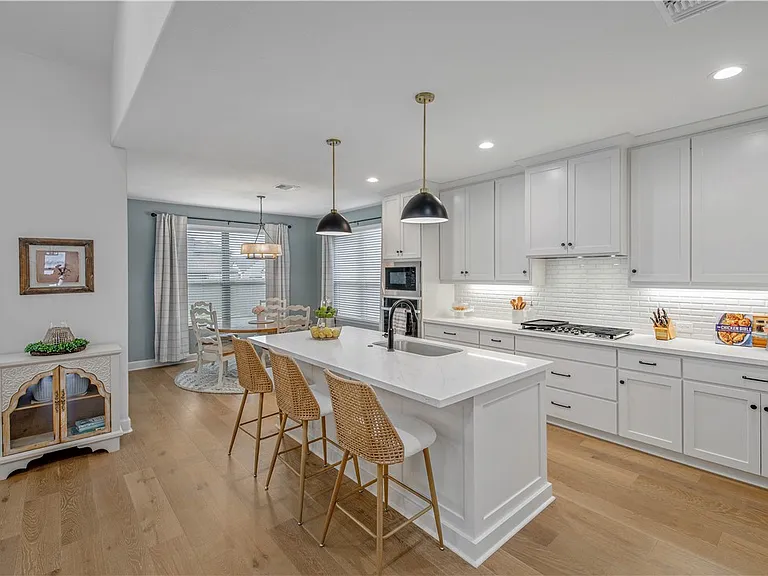 4309 Batona Ct — Photo 10