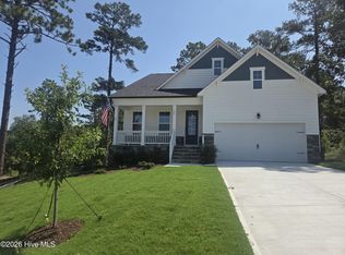 347 Queensferry Ln, Aberdeen, NC 28315