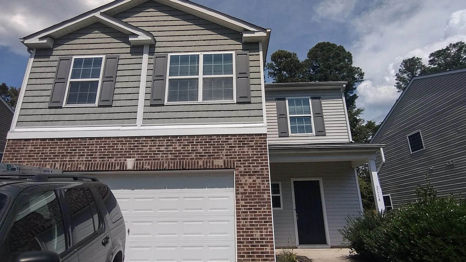 Room in 4 Bedroom Home at Genlee Dr — Photo 4