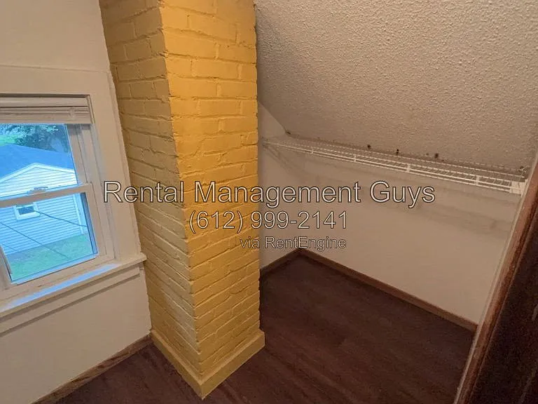 3241 Humboldt Ave N — Photo 18