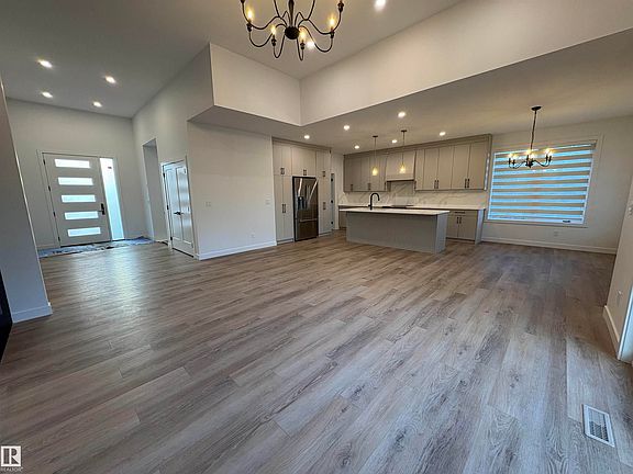 2nd image of 277 Range Road 202 #50418