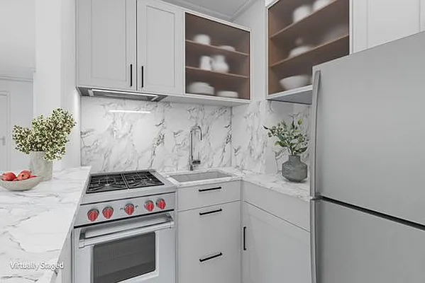 Sold by Compass | media 5