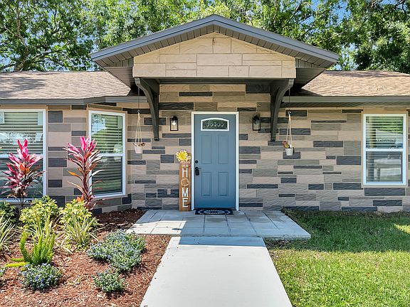 5th image of 982 Waco Blvd SE