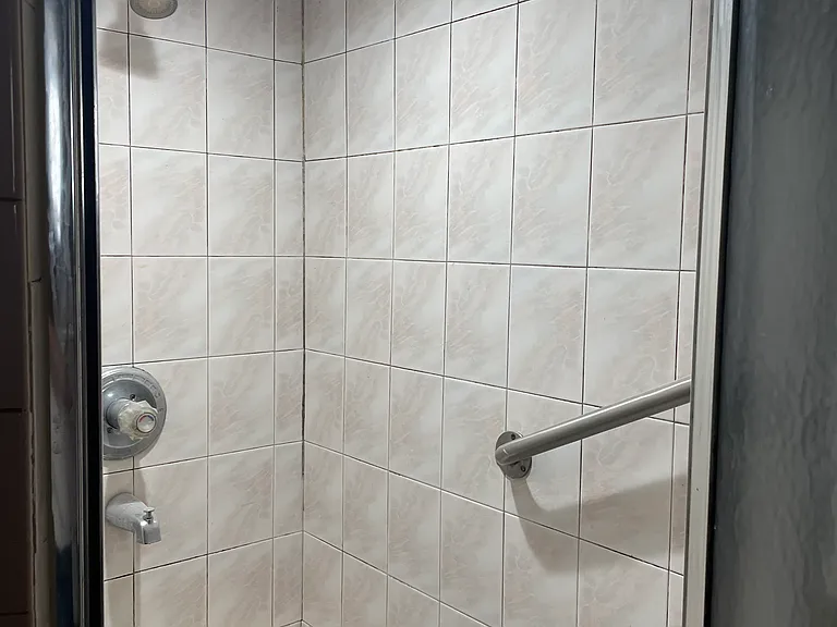 96 Davenport Ave #1L — Photo 11