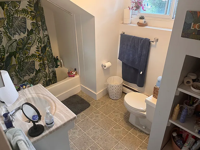 71 E Main St #B — Photo 5