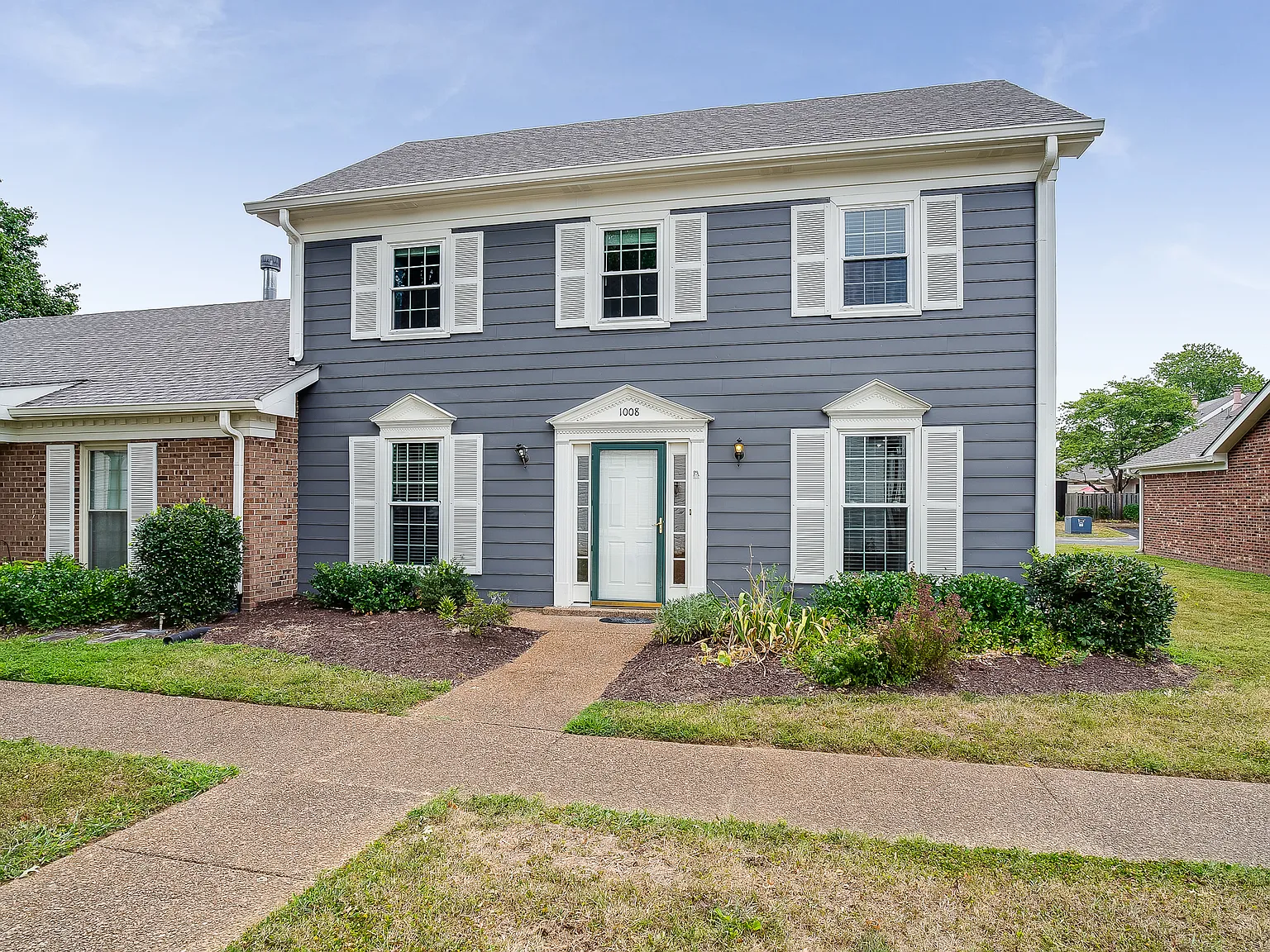 4 bed, 1968 sqft, $2,650 — Photo 3