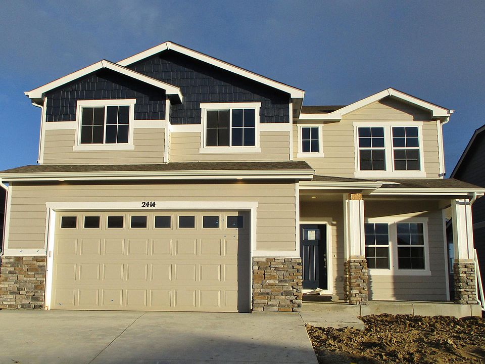 New construction home ready for tenants January 1! 4 bedrooms, 3 1/2 bathrooms. Upstairs Laundry. Kitchen features stainless steel appliances, quartz counter top, rich, dark cabinetry. Den/office and family room on main floor. Spacious master bedroom