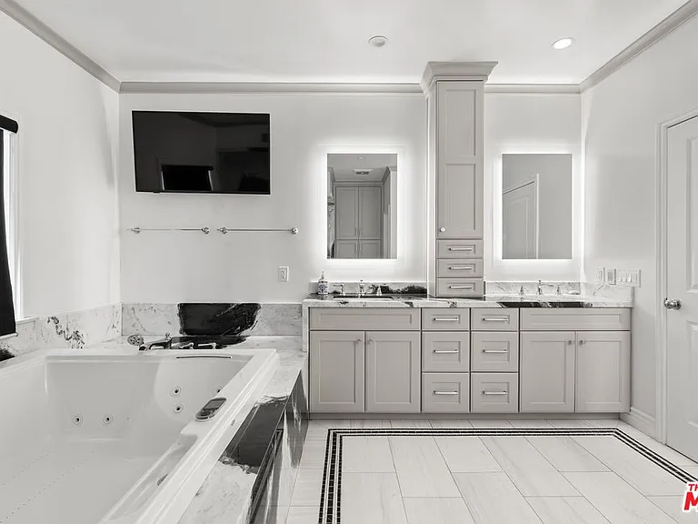 22405 Calipatria Dr — Photo 19