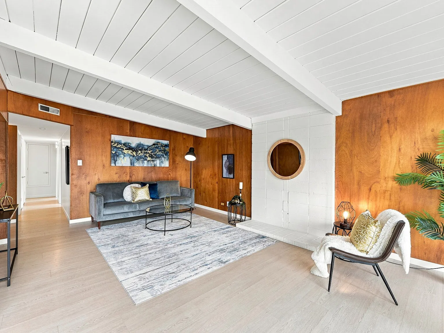 801 Richmond Ave — Photo 4