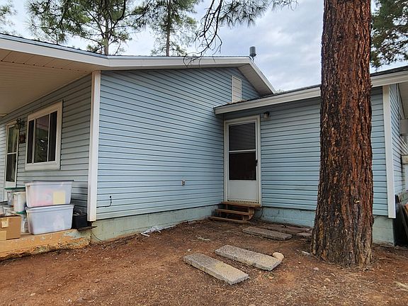 3rd image of 620 N 9th Dr
