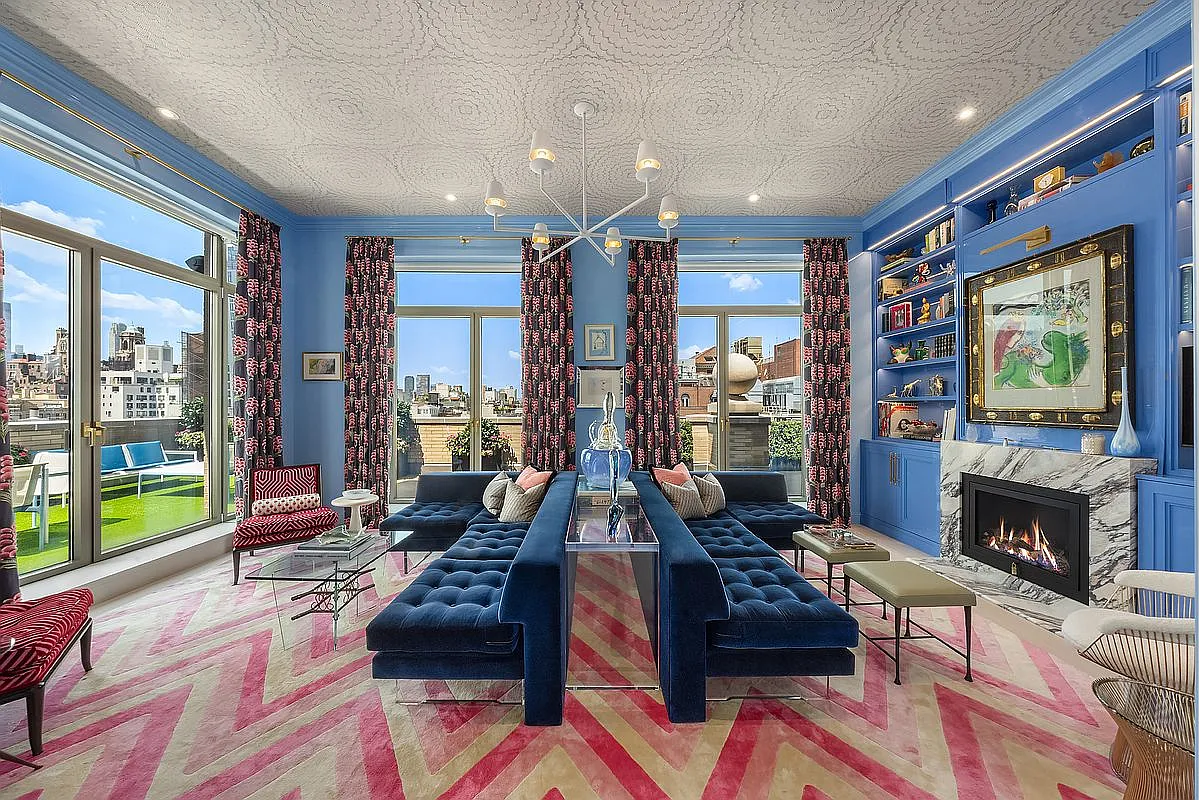145 E 76th St #Penthouse photo 1